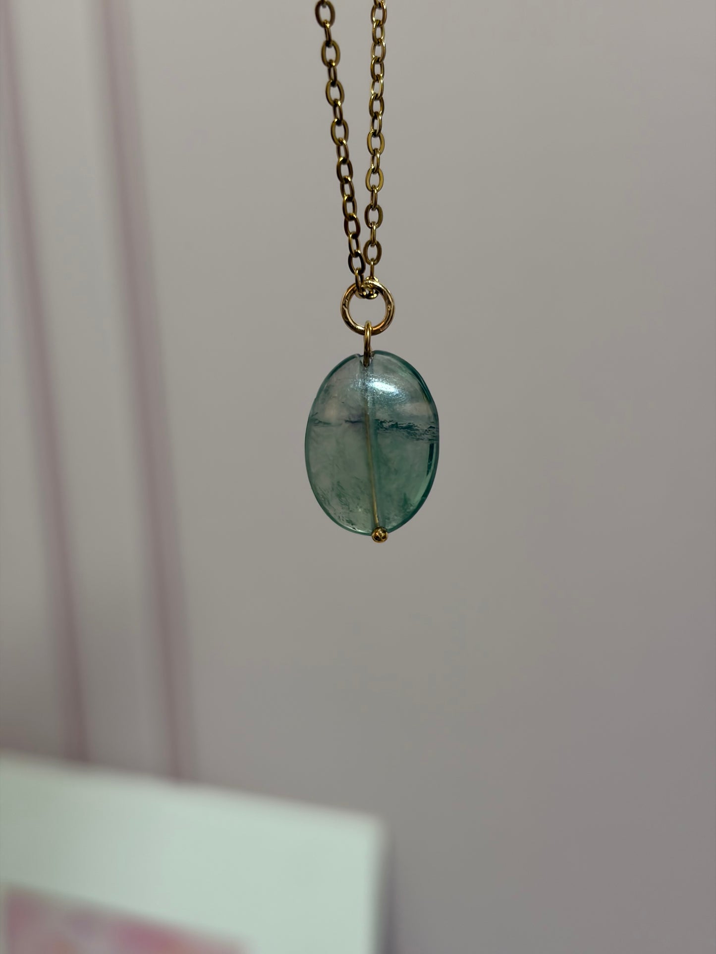Collar Destello de Fluorita Óvalo