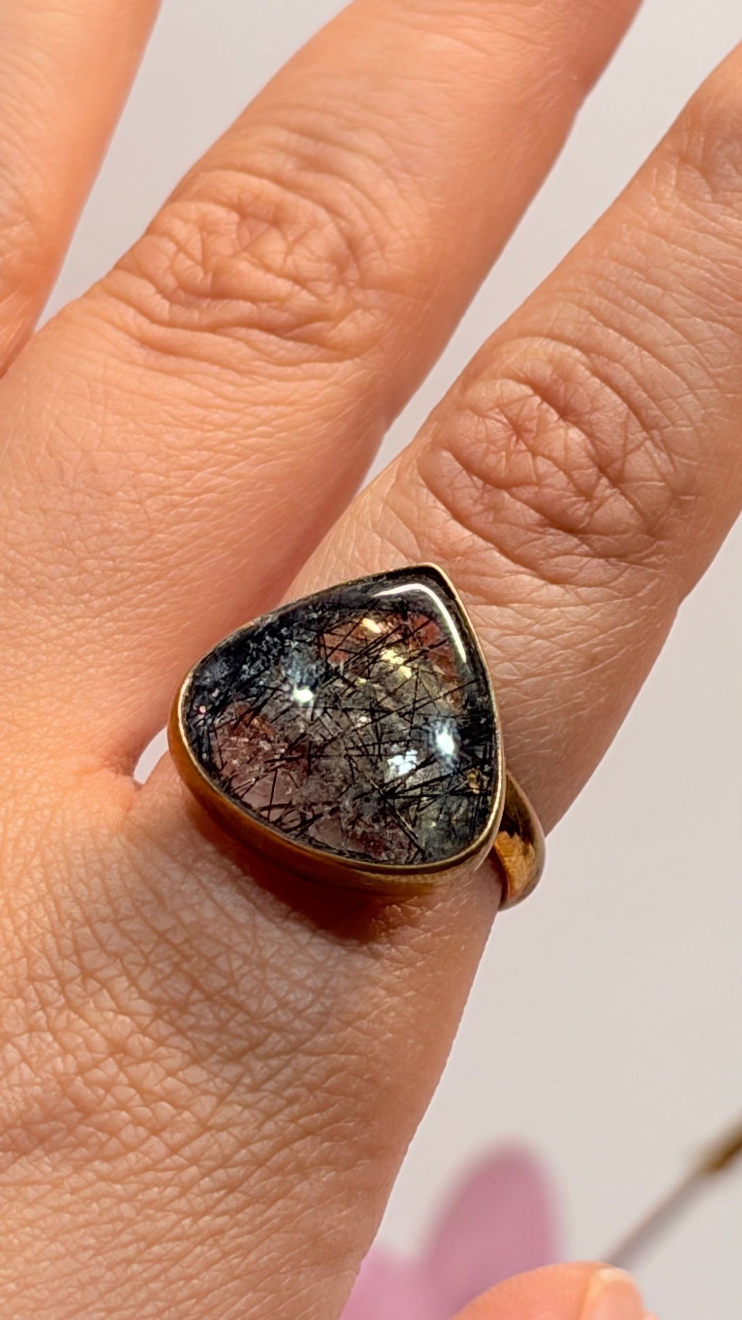 Anillo Cuarzo Turmalinado