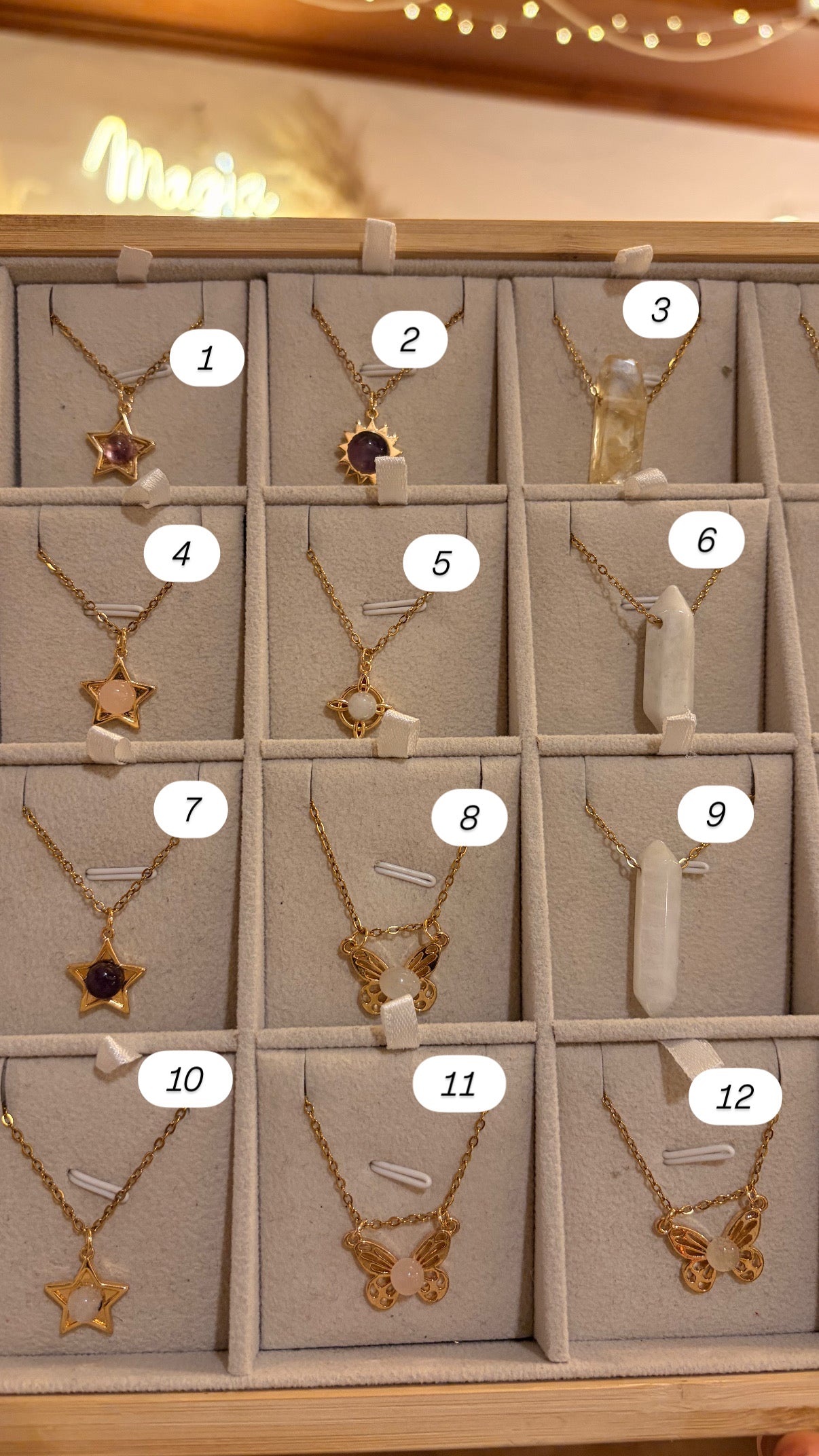 Stock de Bien de Ojo•Collares Varios
