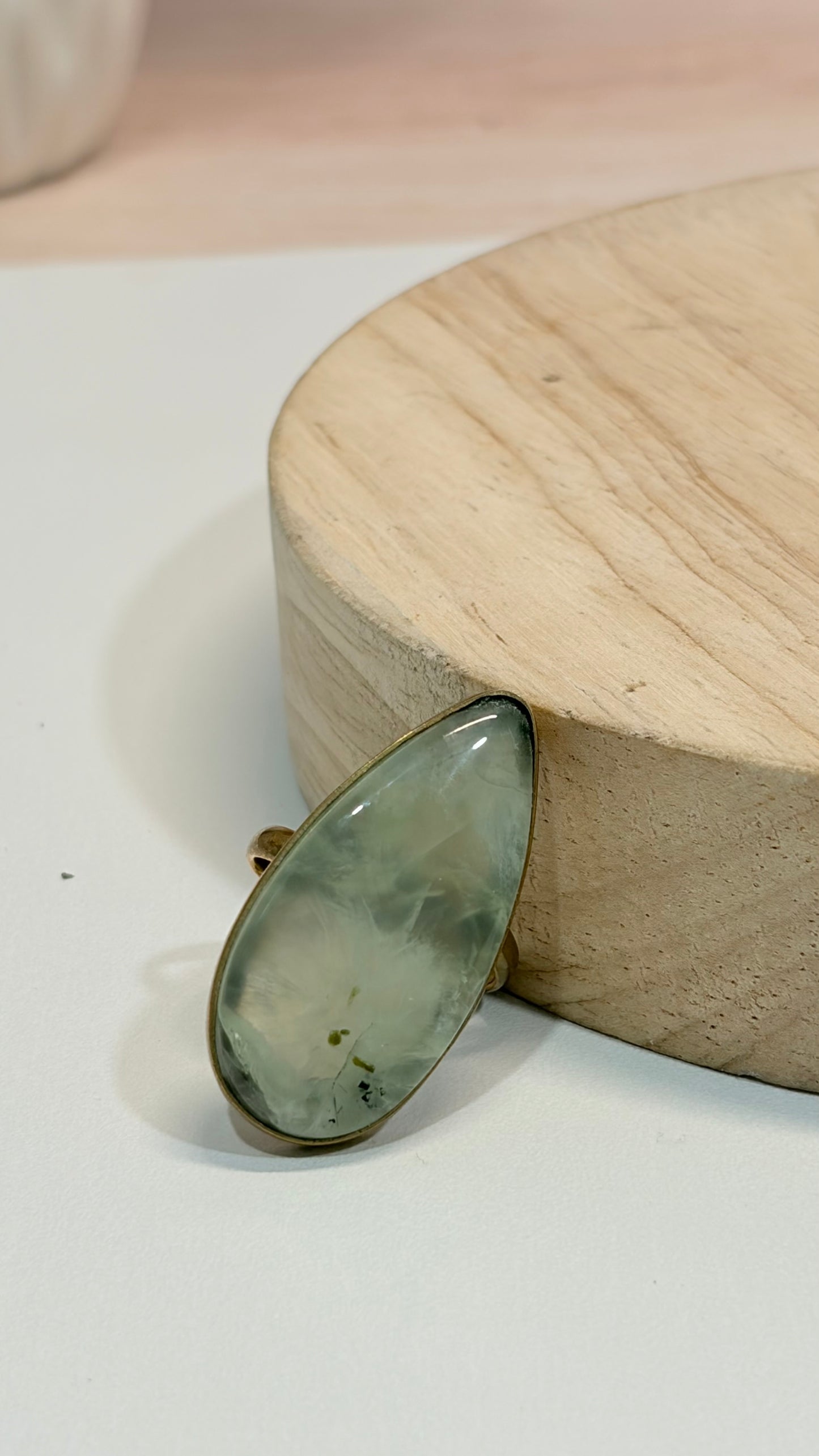 Anillo Prenhita
