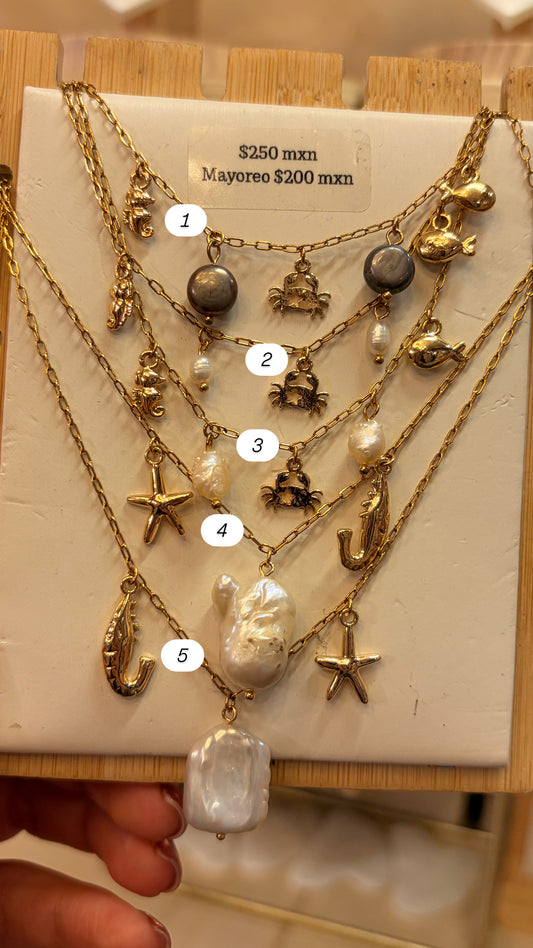 Stock de Bien de Ojo• Collares Marinos Varios