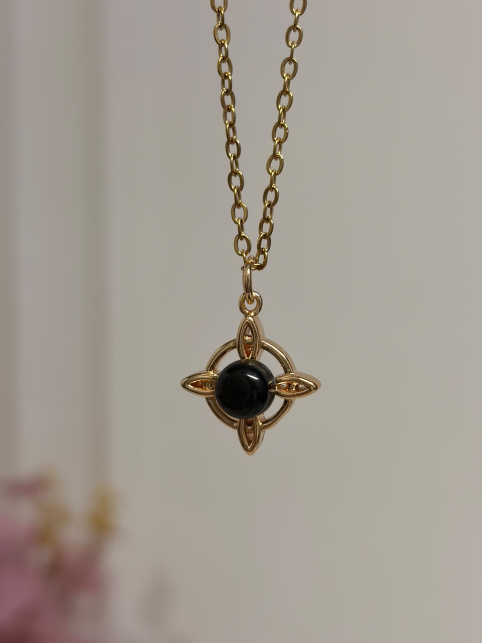 Collar Nudo de Bruja  Mágico