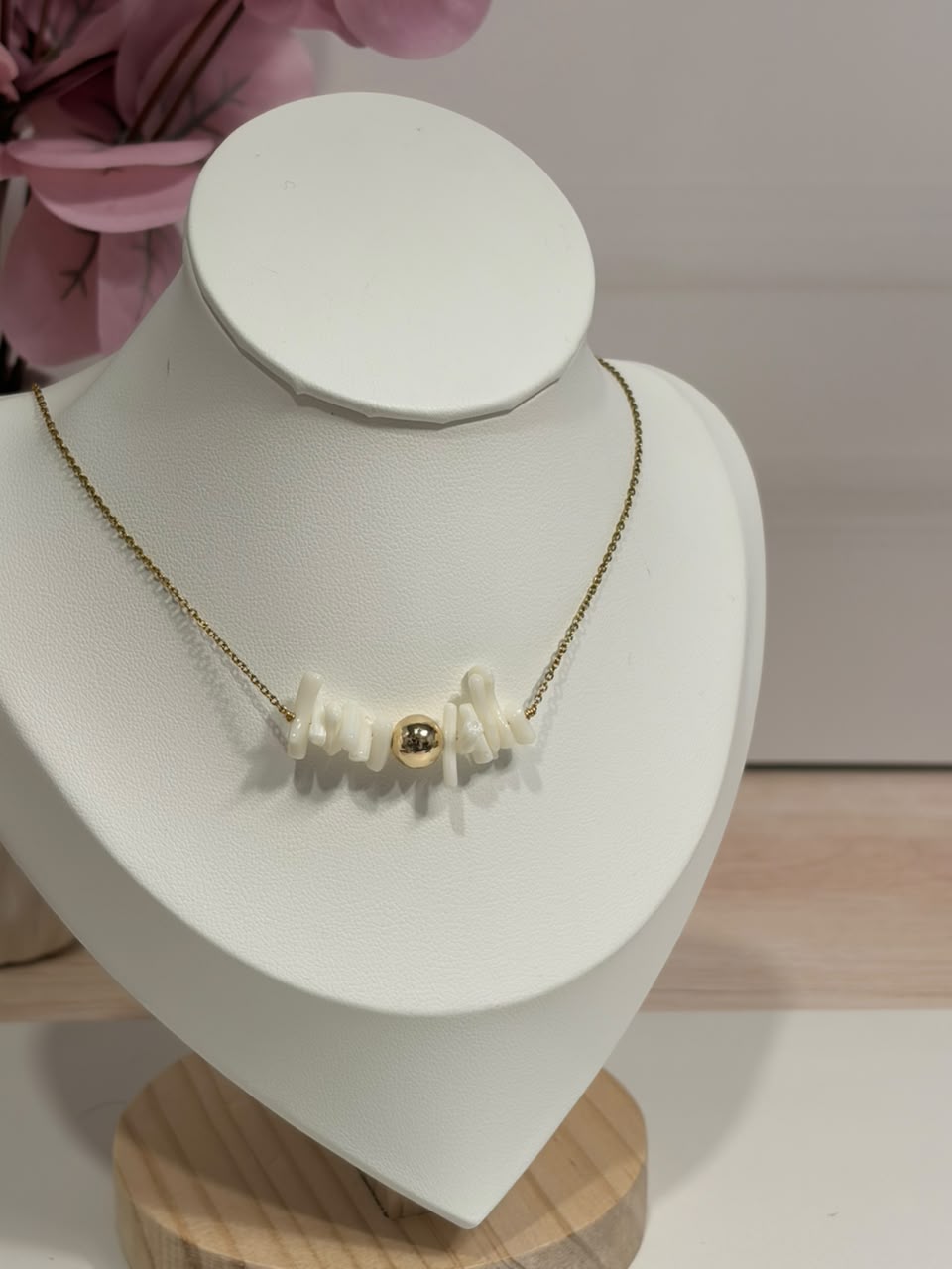 Collar Coral Blanco