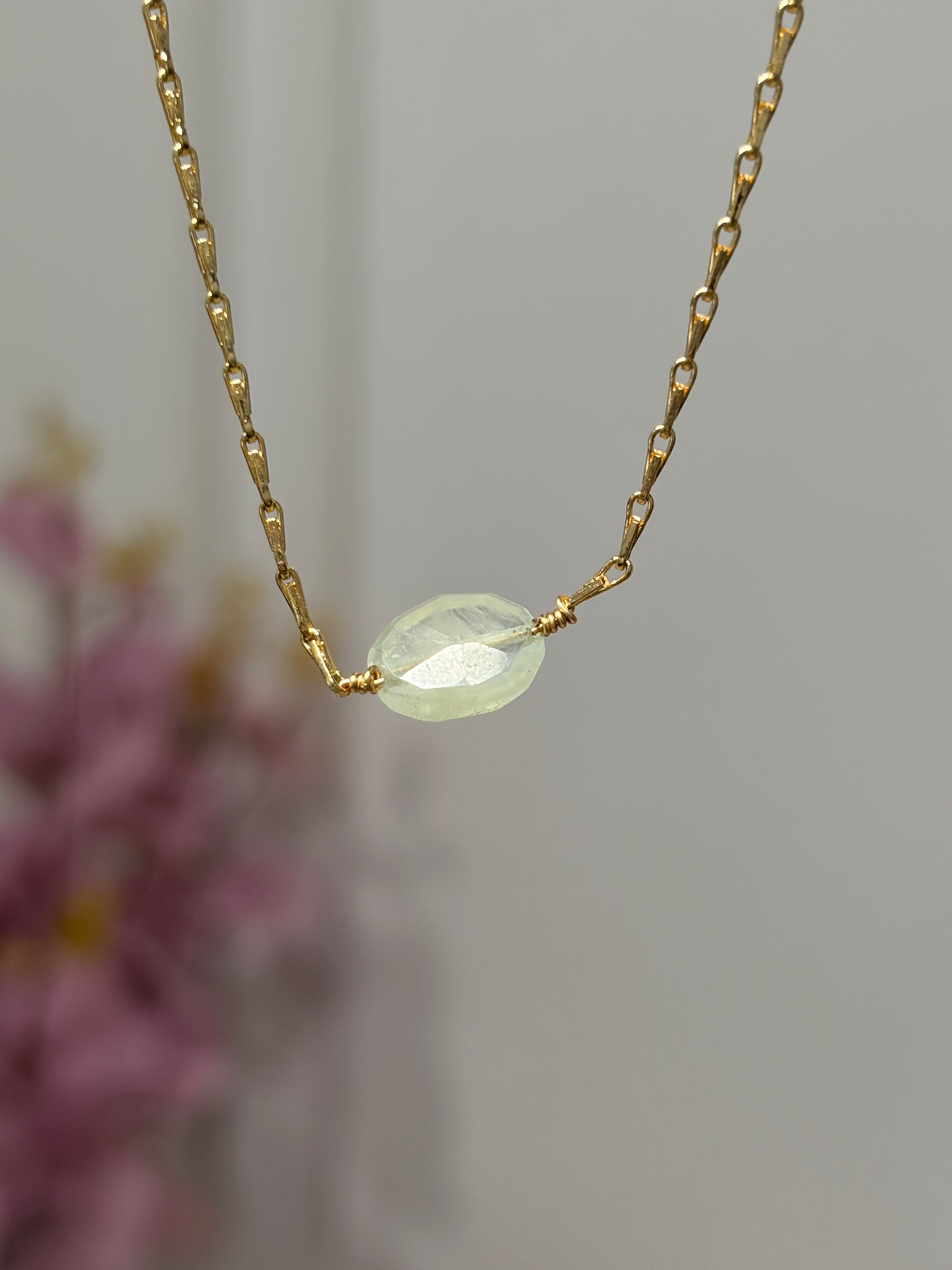 SHINE• Collar Prenhita Facetada