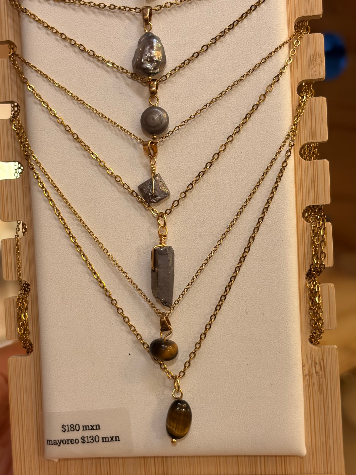 Stock de Bien de Ojo•Collar Mineral Sencillo Varios