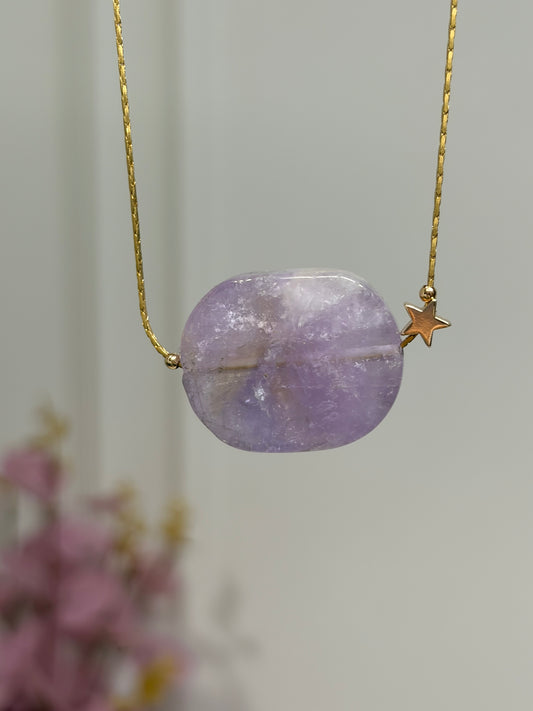 Amatista Cristal Oval • Brillos de Universo