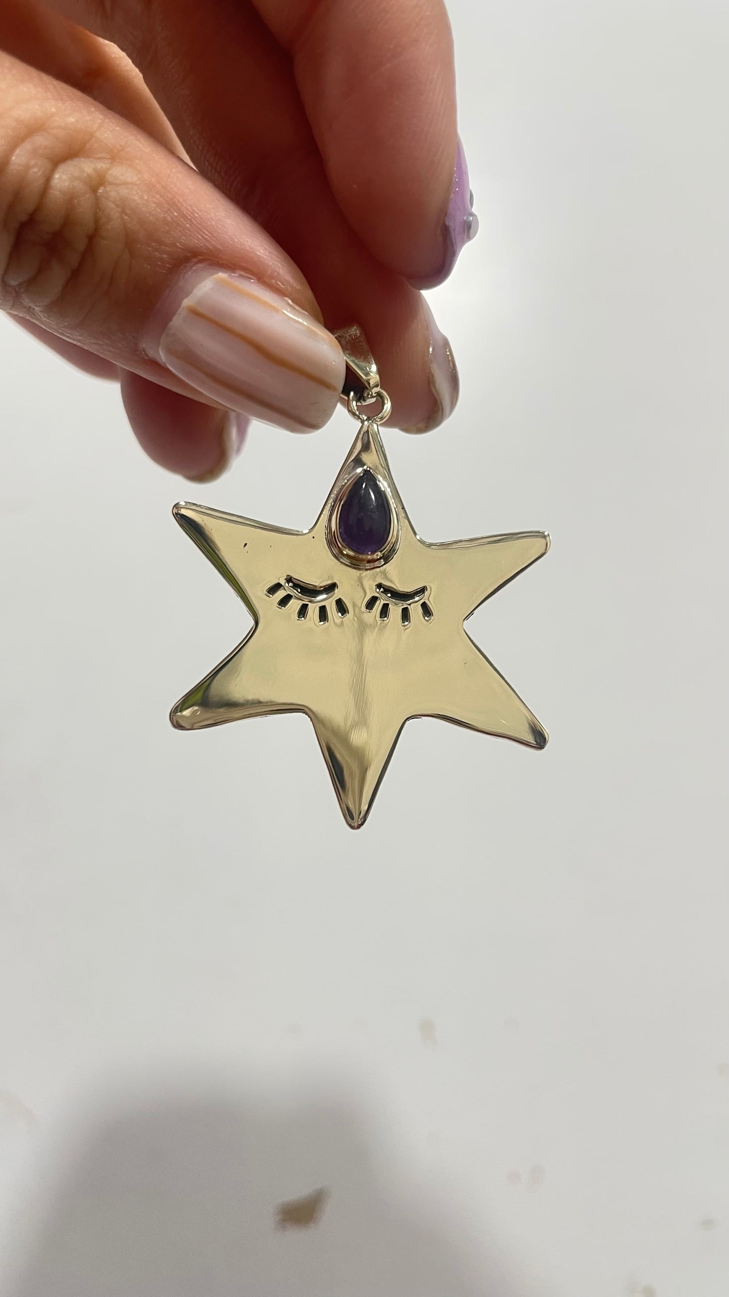 Celestia Diciembre / Amatista