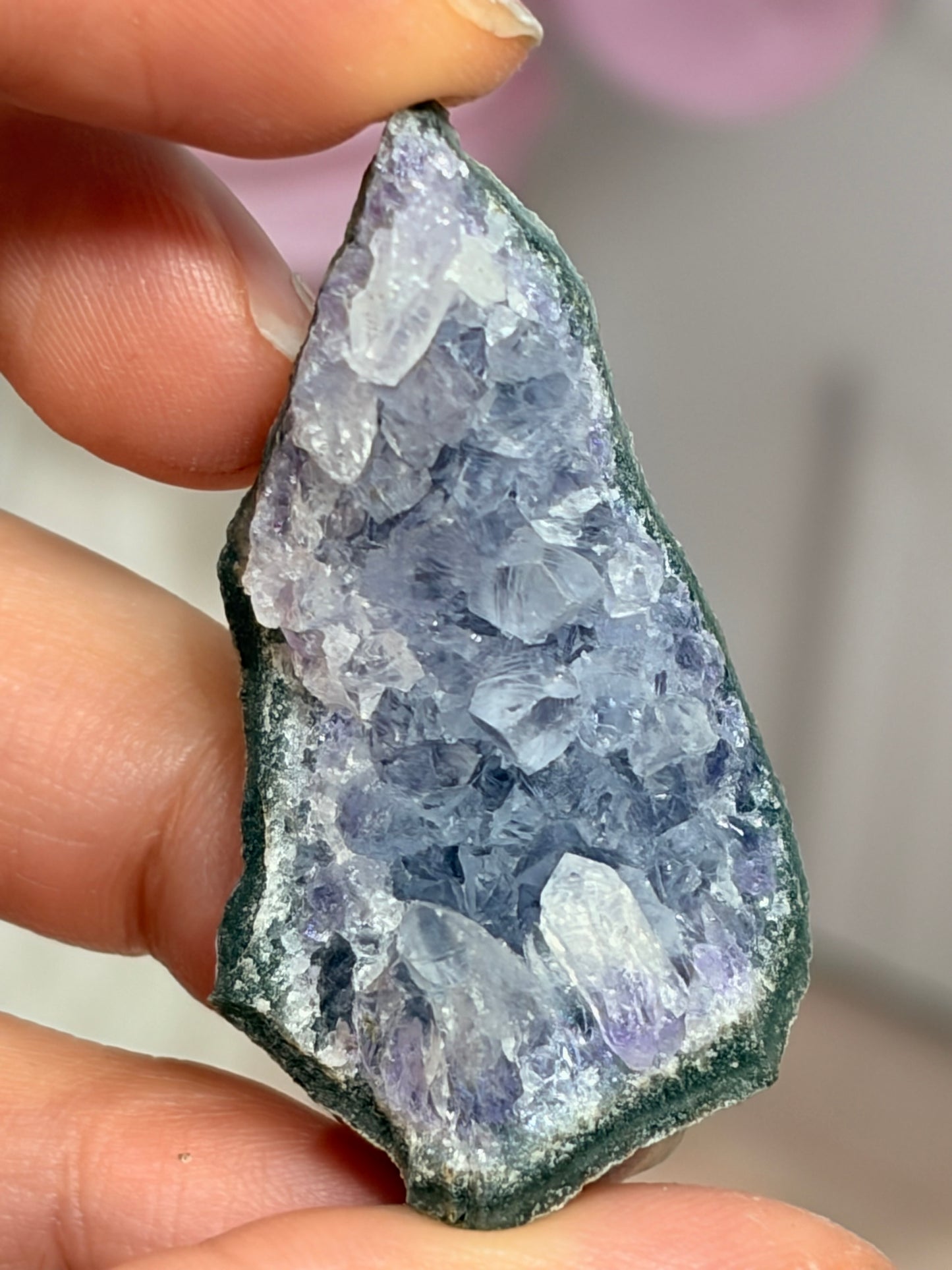 Deuda de Amatista • Minerales en Bruto