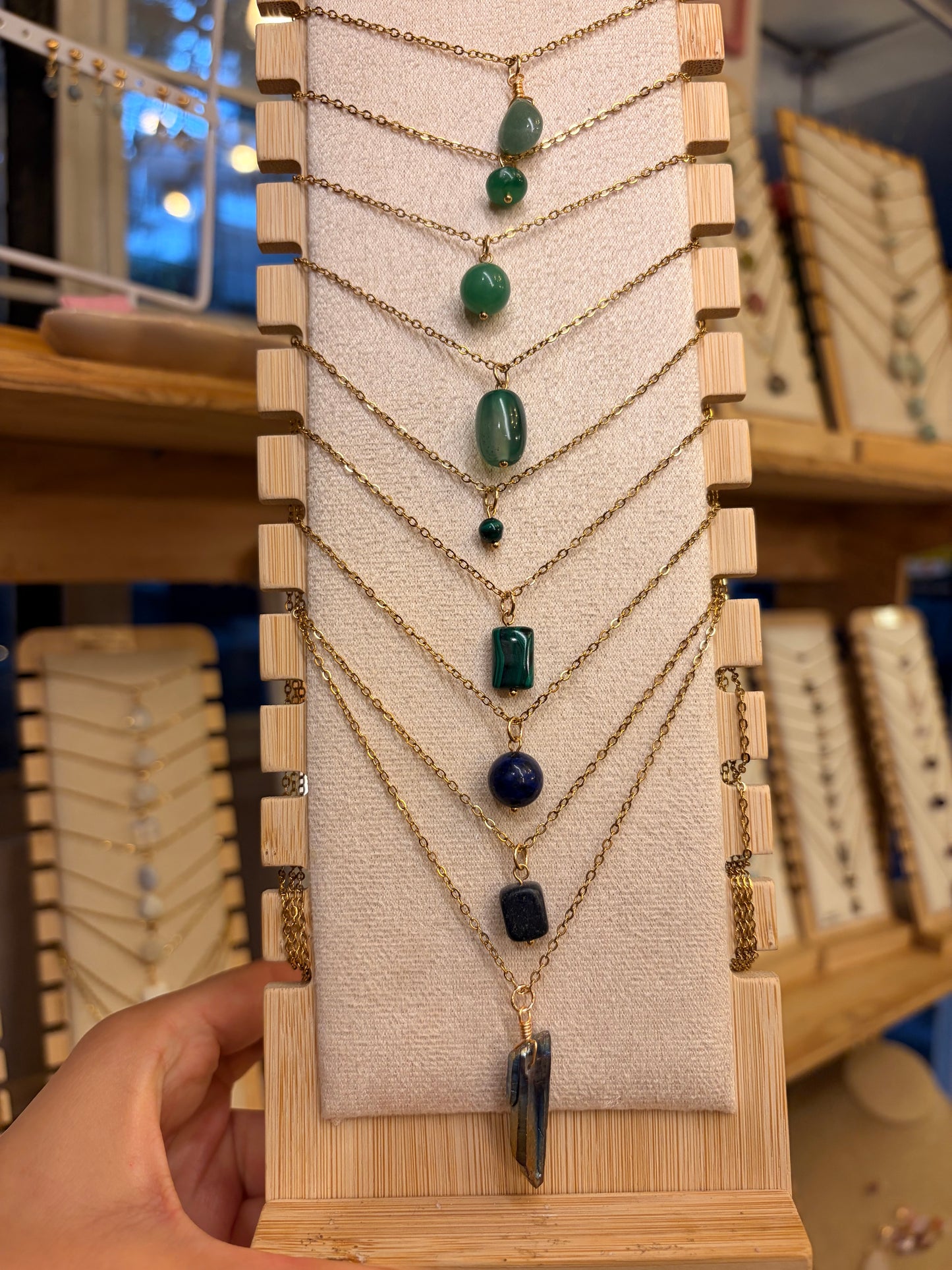 Stock de Bien de Ojo •Collar Mineral Sencillo Varios
