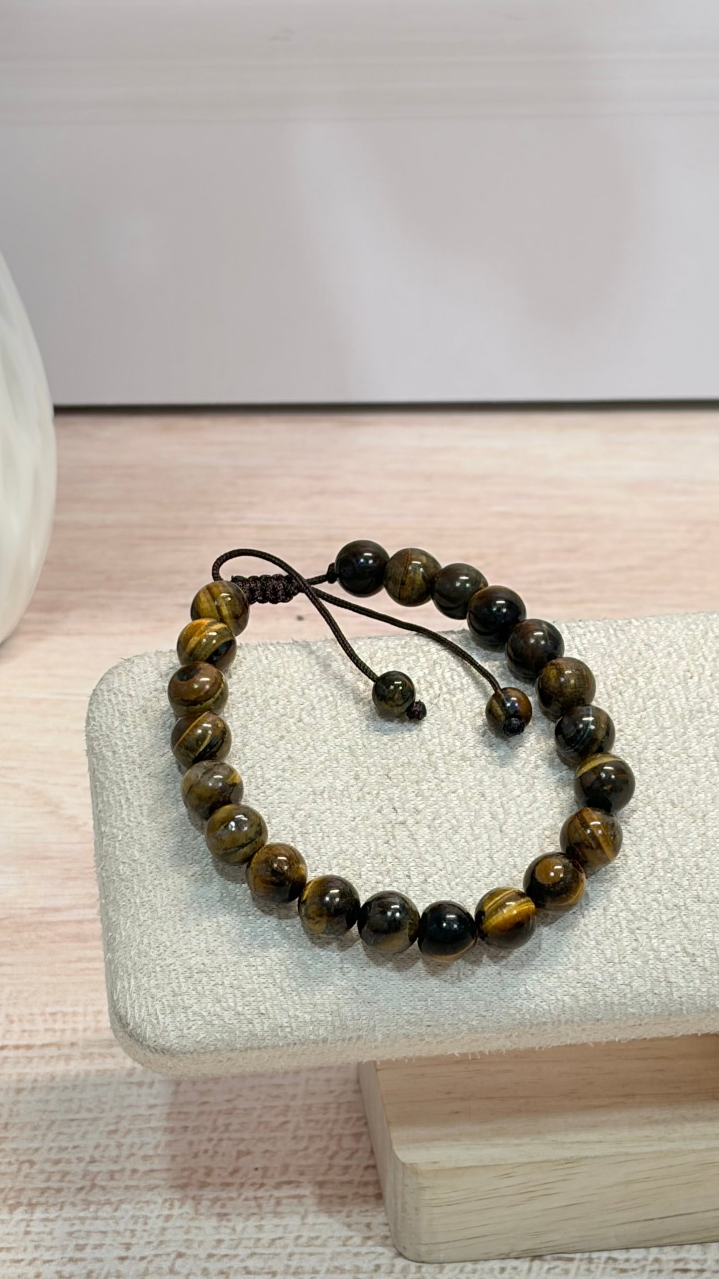 Pulsera de Cuarzo e Hilo